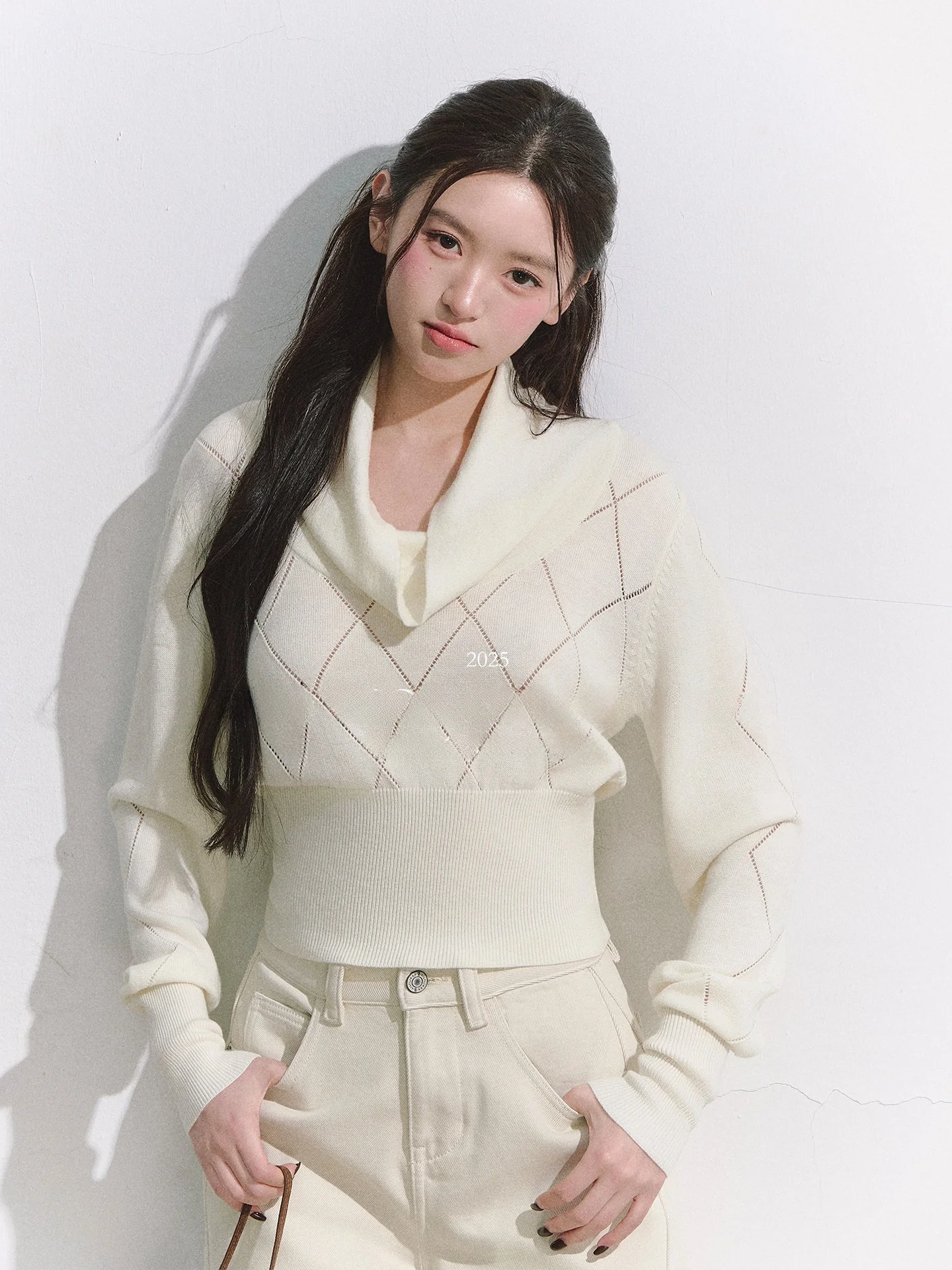 

OIOI E Vintage Knitted Hollow Diamond id Women's Autumn Winter Loose Feeling Top Hollow out Geometric Pattern Long Sv...