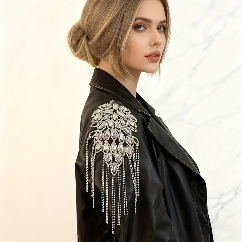 Retro Peacock Tassel Shoulder Chain Unique Long Shoulder Decal Accessory for Women Halloween Cosplay Costume Decor