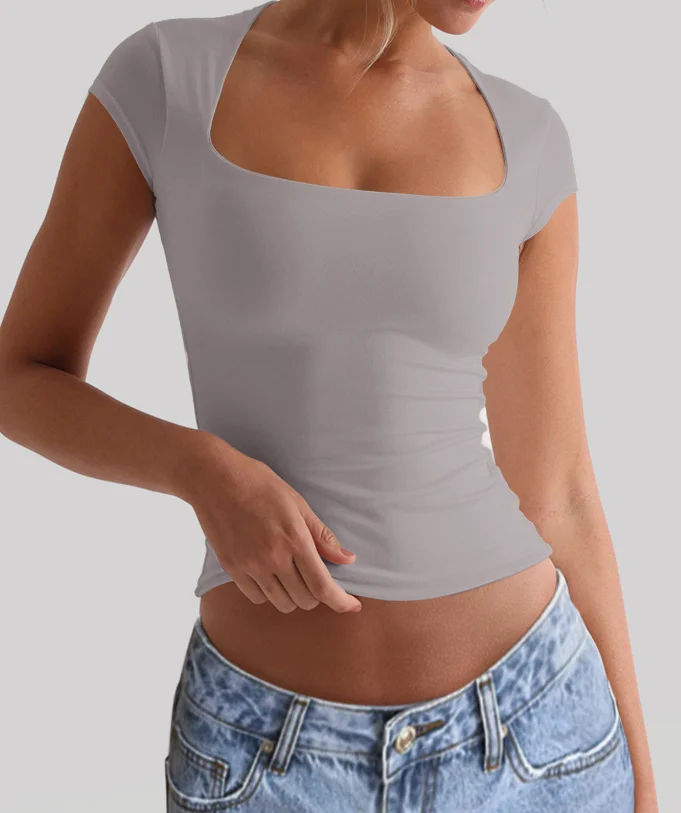 

Yoga Suits and Stretch T-Shirts: Slim Fit for Maximum Comfort