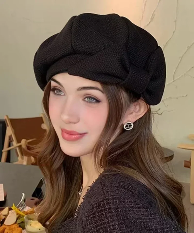 秋の女性の新しい八角形の帽子、冬のボウ、エレガントな気質、顔見せ、小さなベレー帽、毎日の旅行や使用に適しています。