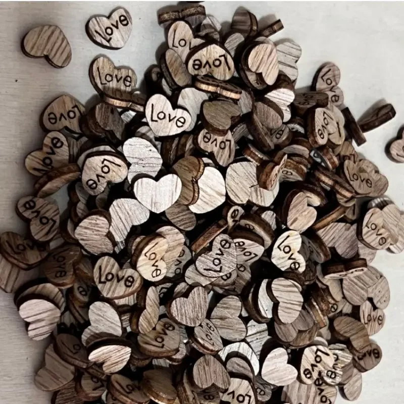 مصغرة خشبية الحب القلب مبعثر DIY بها بنفسك الحرفية ، ريفي الديكور ، طاولة الزفاف ، صالح ، سكرابوكينغ ، ديكور الحفلات ، 100 قطعة