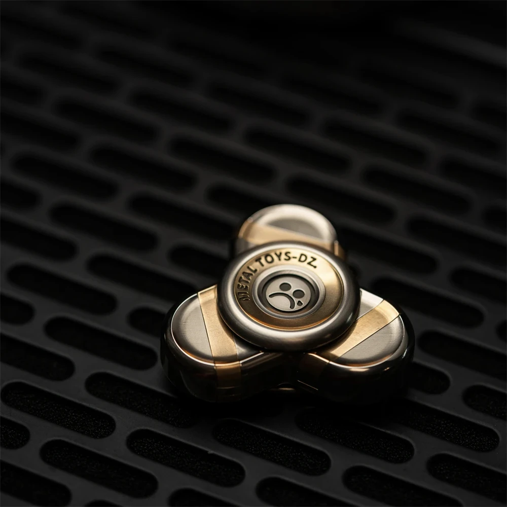 DZ Shamrock Origineel Ontwerp Titanium Legering EDC Fidget Spinner Anti Stress Speelgoed ADHD Angst Relief Zintuiglijke Focus Fidgeting Speelgoed