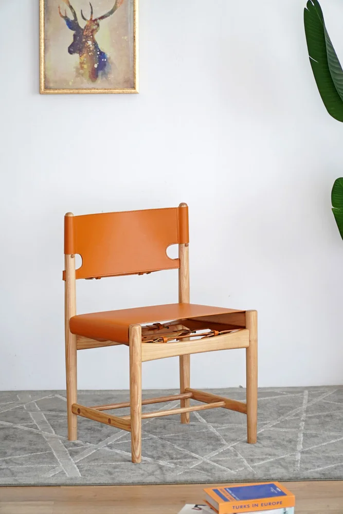 Spain Hot-Selling Nordic Saddle Leather Leisure Chair Popular Modern Dining Chair Living Room Design Restaurant Dining Wooden Ch