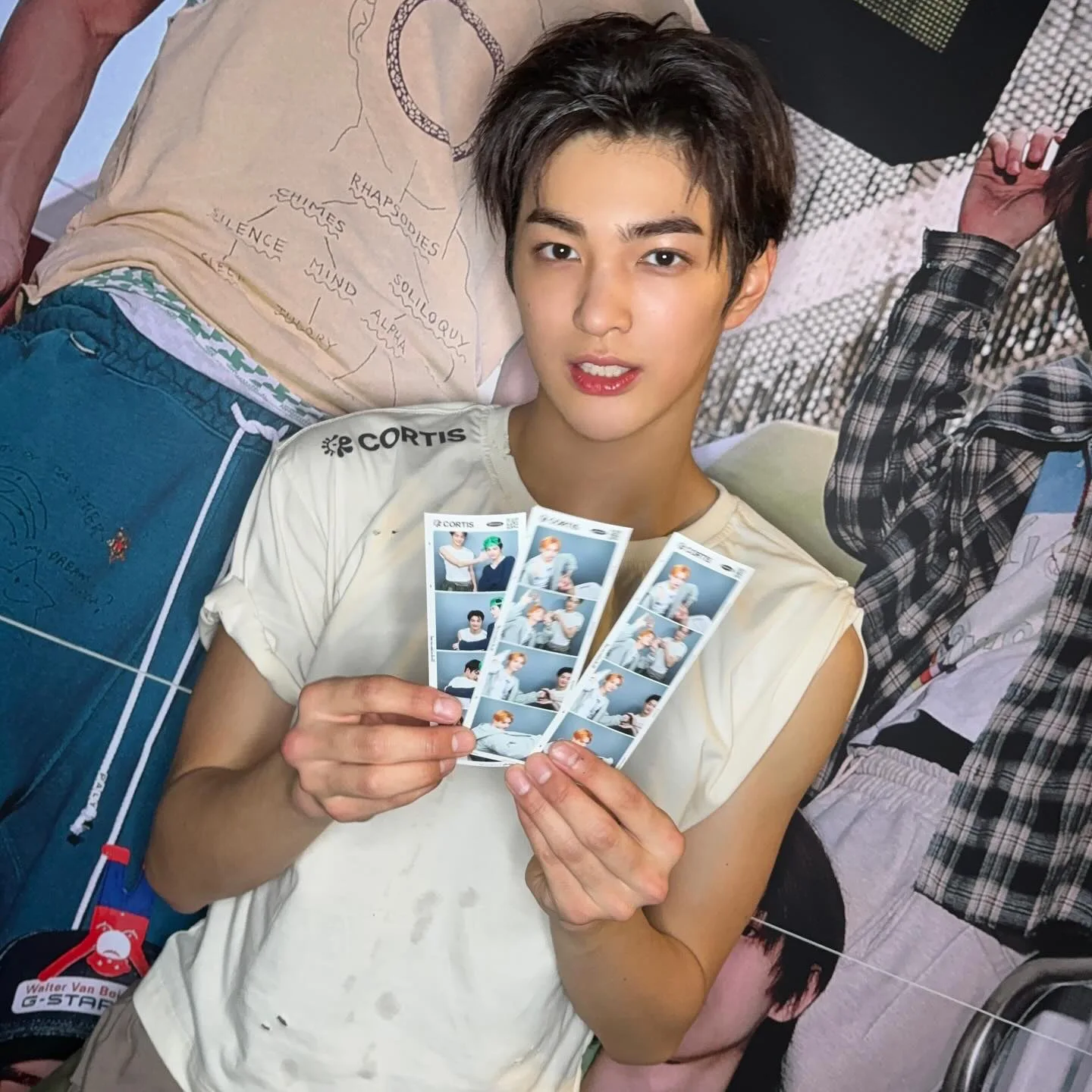 8 unids/set ídolo Kpop CORTIS divertido 4 piezas rejilla Selfie marcapáginas de doble cara tarjeta MARTIN JAMES JUHOON SEONGHYEON KEONHO regalo para seguidores