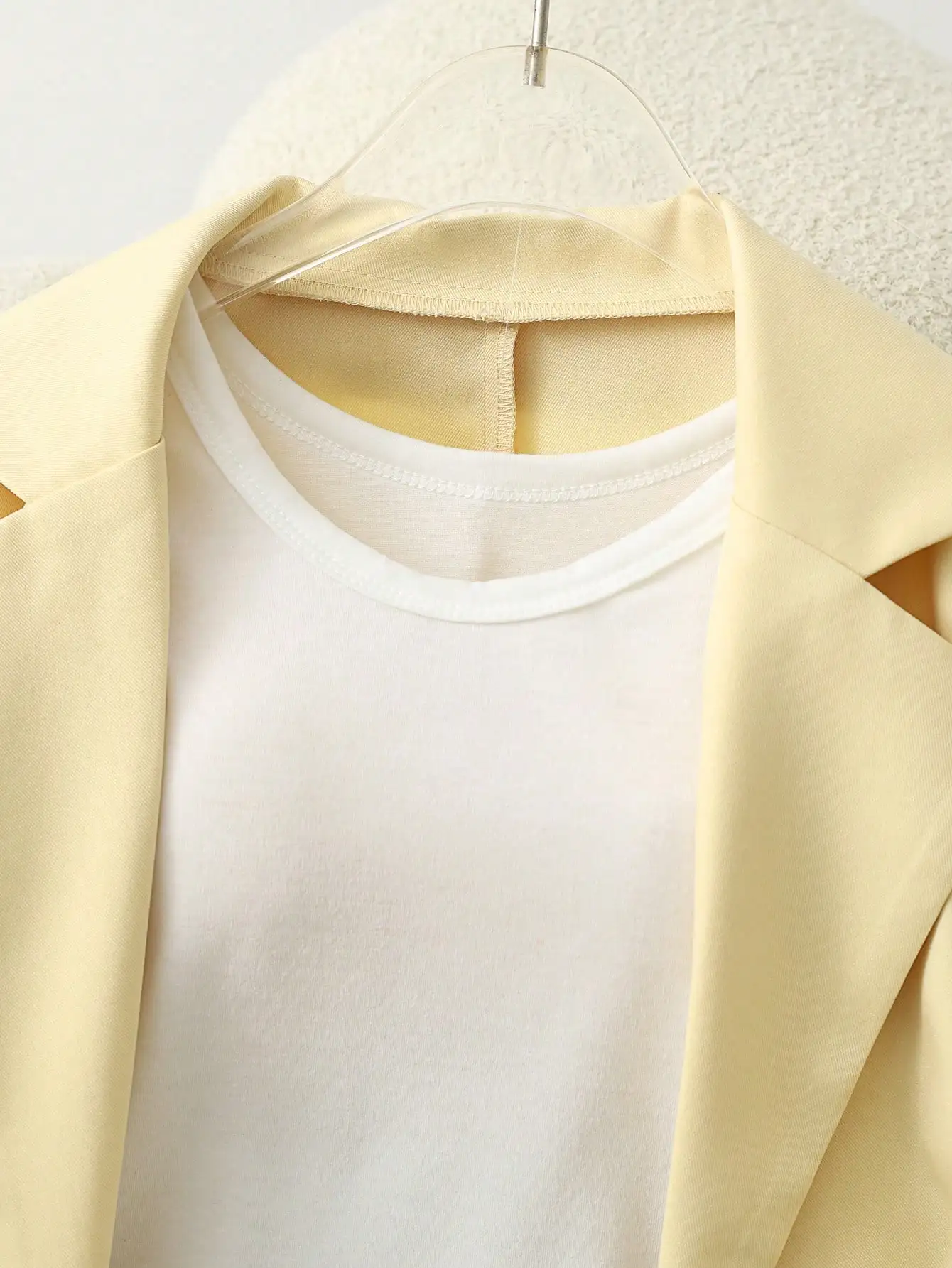 

Milk Yellow Short Sleeve Blazer And Shorts Two Piece Set For Women Casual Office Wear