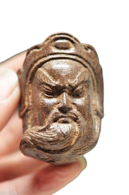 CHINESE AGILAWOOD HAND-CARVED WOODEN GUAN GONG GUANYU HEAD STATUE