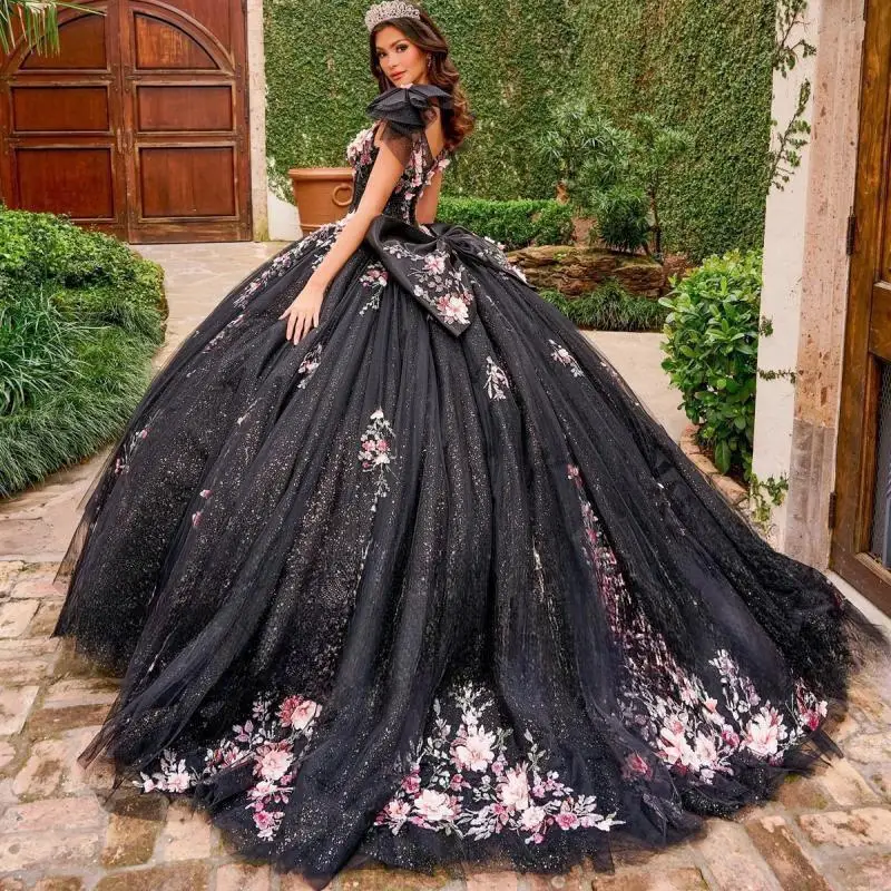 Рисунок 2 - Черные платья Quinceanera по индивидуальному заказу