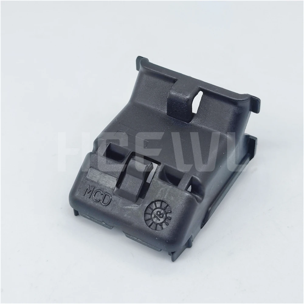 

New original high-quality 64319-1201 automotive component connector plug