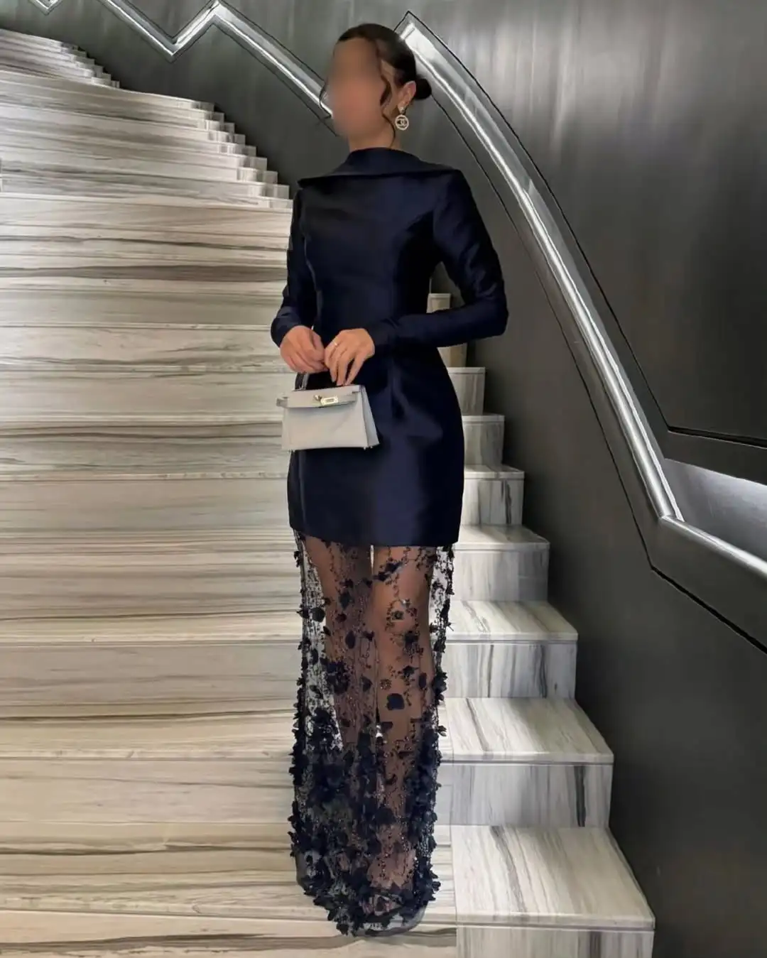 Giyu 우아한 진한 파란색 파티 드레스 진주 자수 레이스 긴 소매 새틴 사우디 아라비아 댄스 파티 드레스 맞춤형 이브닝 가운 2025