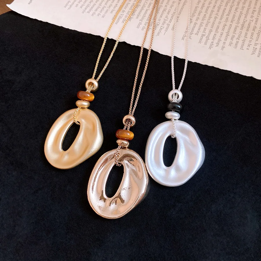 DOO MEI Irregular Round Pendant Necklaces Simple Fashion Long Wax Rope Chain Necklace for Men Women Adjustable Neck Jewelry