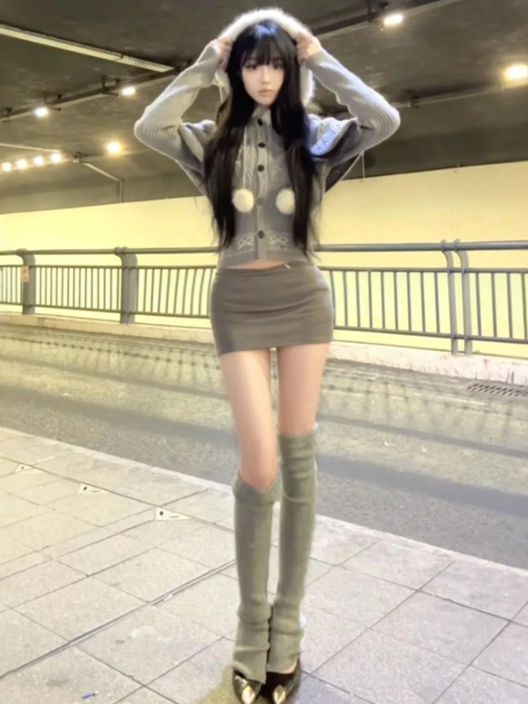 

Уникальный облегающий вязаный топ с капюшоном и длинными рукавами, весна 2026, модный женский винтажный топ с пуговицами, классический трикотаж