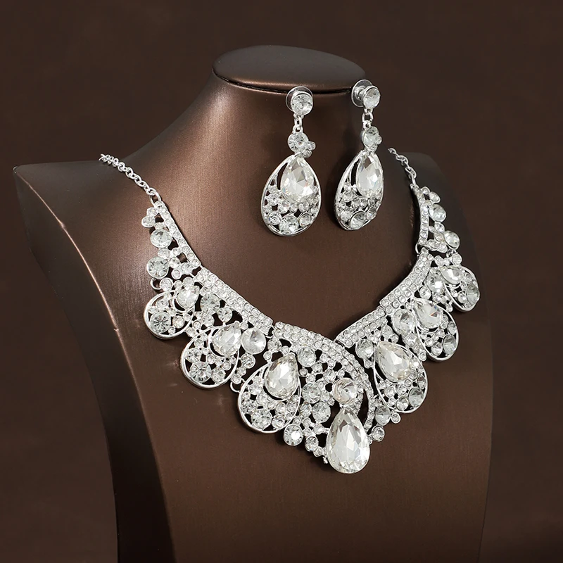 Itacazzo Bride Wedding Luxury Necklace Earring Set Exquisite and Elegant for Ladies Suitable for Party Festivals