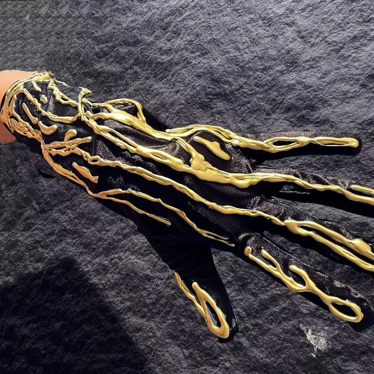 future-sensation-ai-eup-golden-metal-feeling-gloves-par-costume-props-electronic-mechanical-girl-ex-youth-gloves