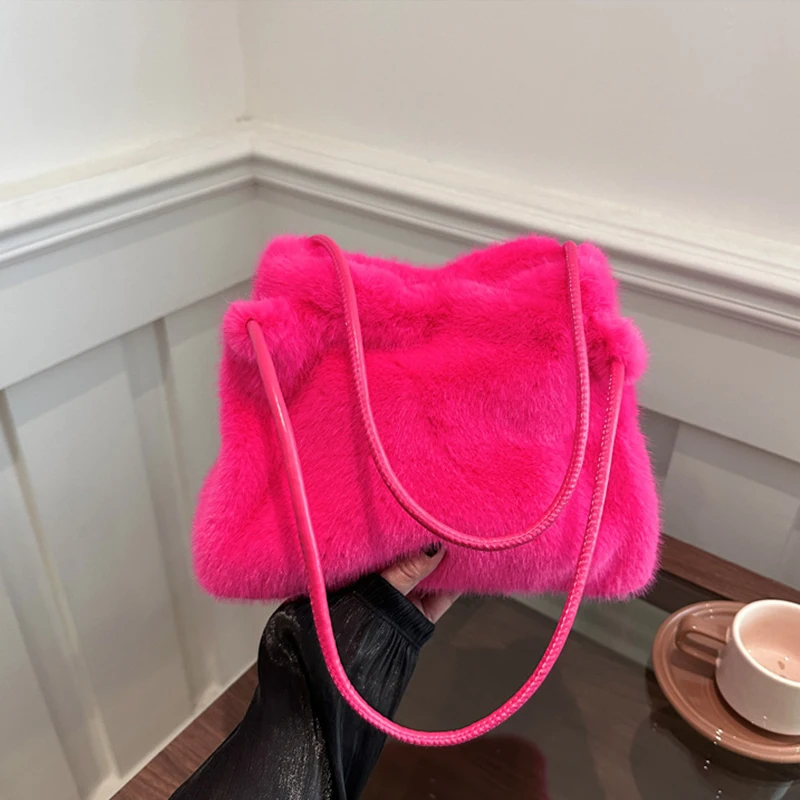 

Female Autumn Winter Plush Handbag Versatile Solid Color Chain Crossbody Shopping Bag Women New Design Chain Messenger Bags