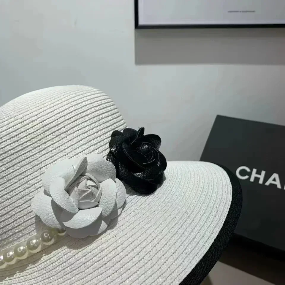 Sombrero de paja con cúpula de flor de perla fragante de estilo elegante japonés para madres y niñas, sombrero de playa de verano, sombrero para el sol para vacaciones, ropa para la cabeza