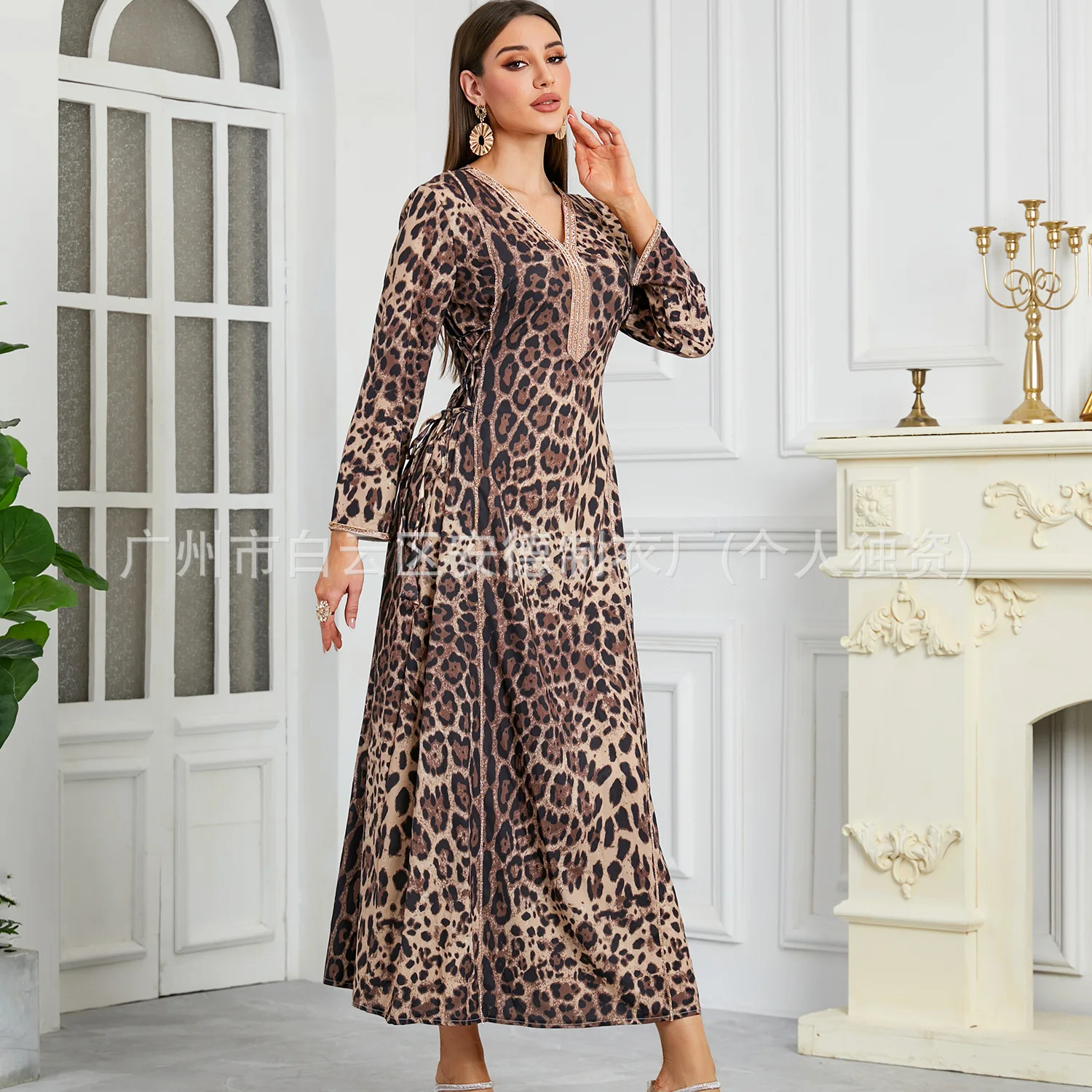 

Musilin V-neck Leopard Print Dress for Women, Jalabiya Long Skirt Long Dress Robe Abaya Ramadan Dubai Luxury Islam Elegant