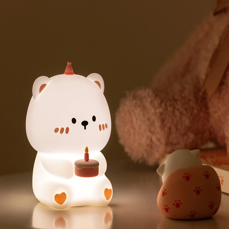 

INS Style Decorative Light for Children's Birthday Gift, Bedroom Silicone Light, Decompression Creative Cake, Bear Night Light