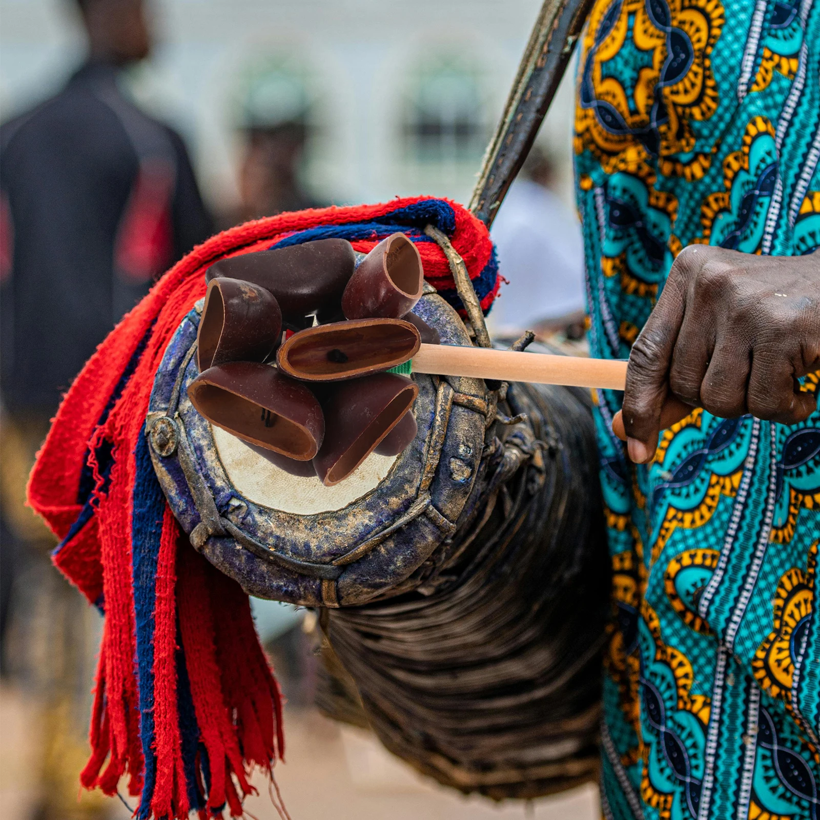 Chocalho de mão de concha de frutas, instrumentos de madeira para bebês, brinquedos para crianças pequenas, chocalhos musicais de percussão de madeira