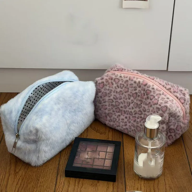 Durable Fuzzy Makeup Bag Large Capacity Leopard Print Toiletry Organizer Pink Blue Cosmetic Bag Girls Travel Storage Pouch Case