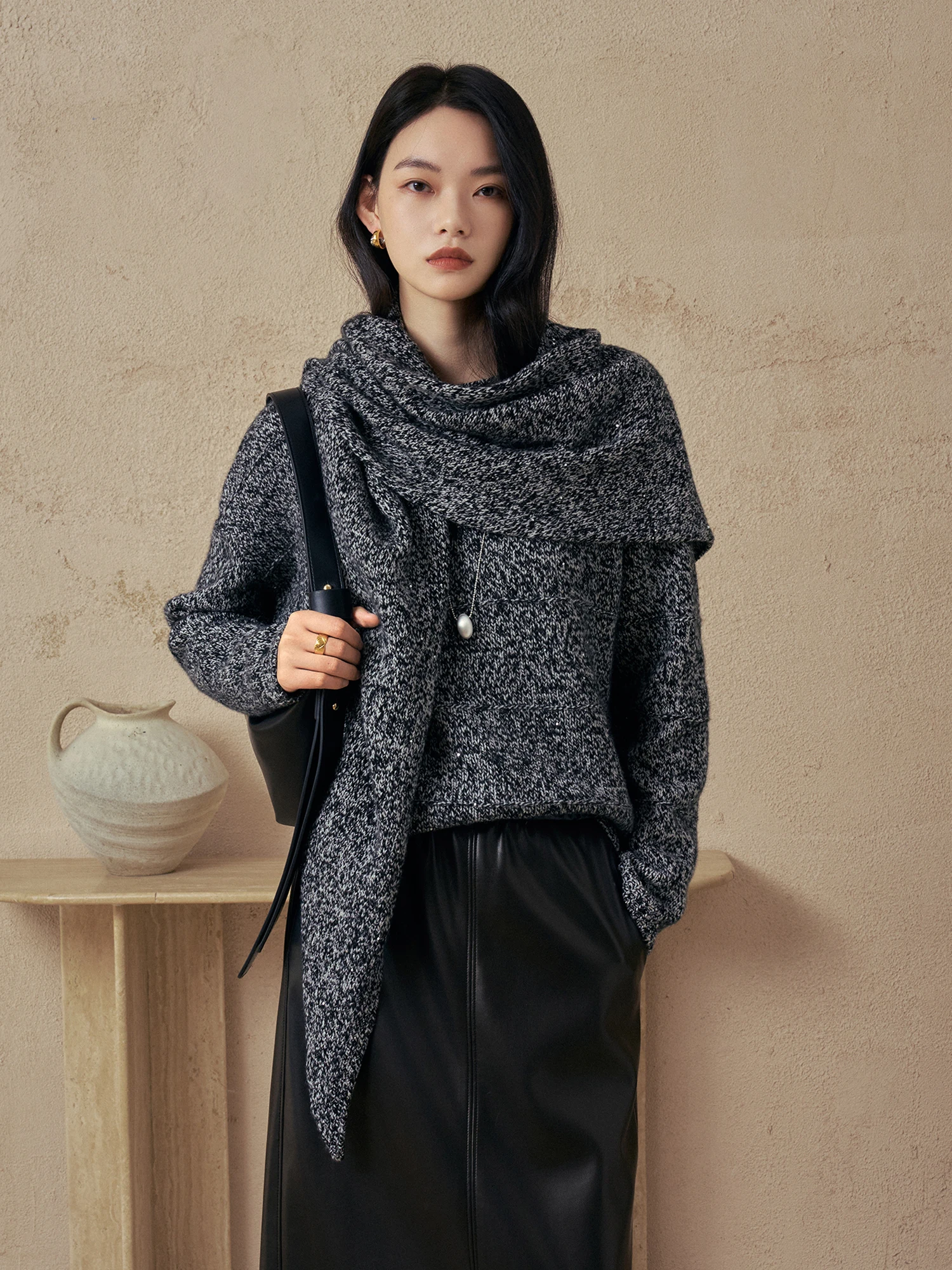 

Классический теплый свитер CLMX с эффектом спущенных плеч, свободного кроя, с вышивкой серебряной нитью, круглый вырез, утягивающий эффект, вязаный, женский.