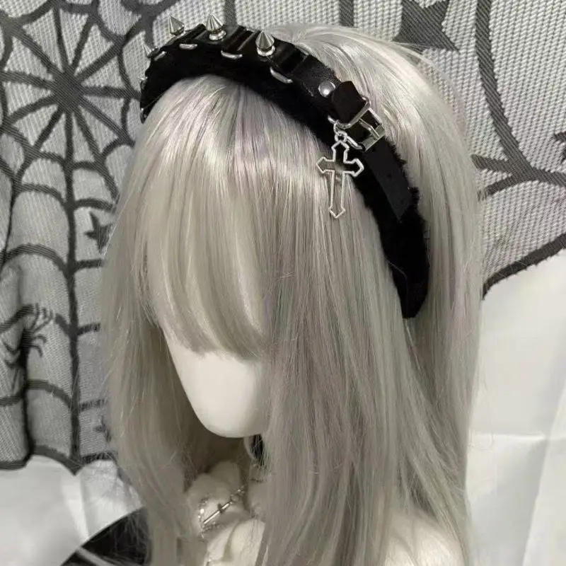 Spiked Headband Black Furry Band Belt Strap Rivet Decor Gothic Punk Alt Y2K Vintage Streetwear Hairband Women