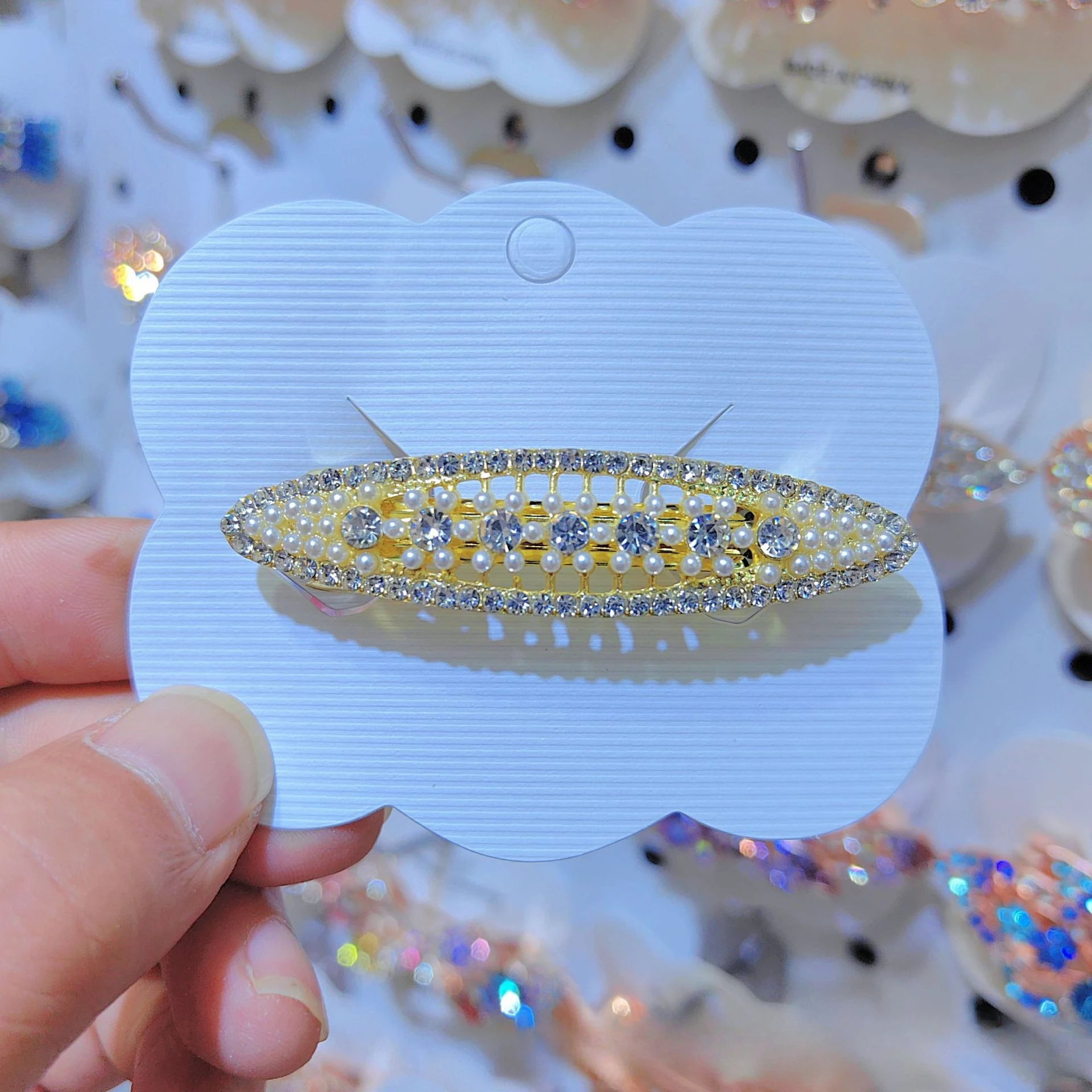 

Geometric Spring Clip with Rhinestones, Medium Size, Sweet and Cute Openwork Elastic Ponytail Clip with Sparkling Rhinestones