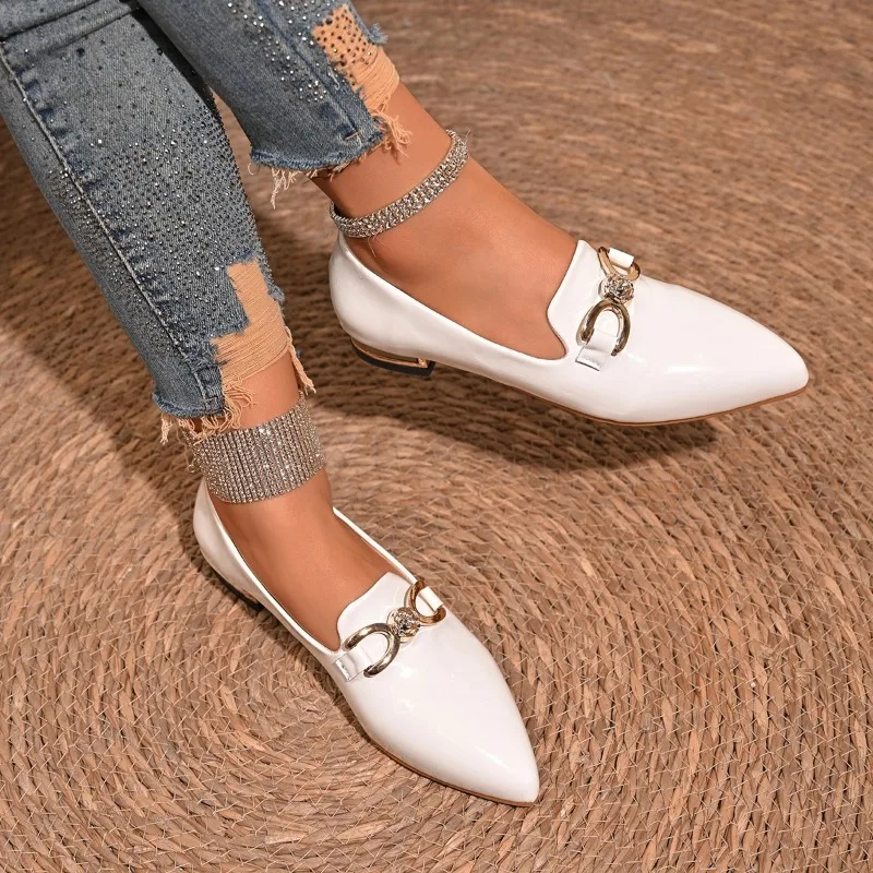 Autumn New Women's Pointed Toe Solid Color Office Formal Shoes Low Heel Women's Casual Metal Decorated Low-top Shoes