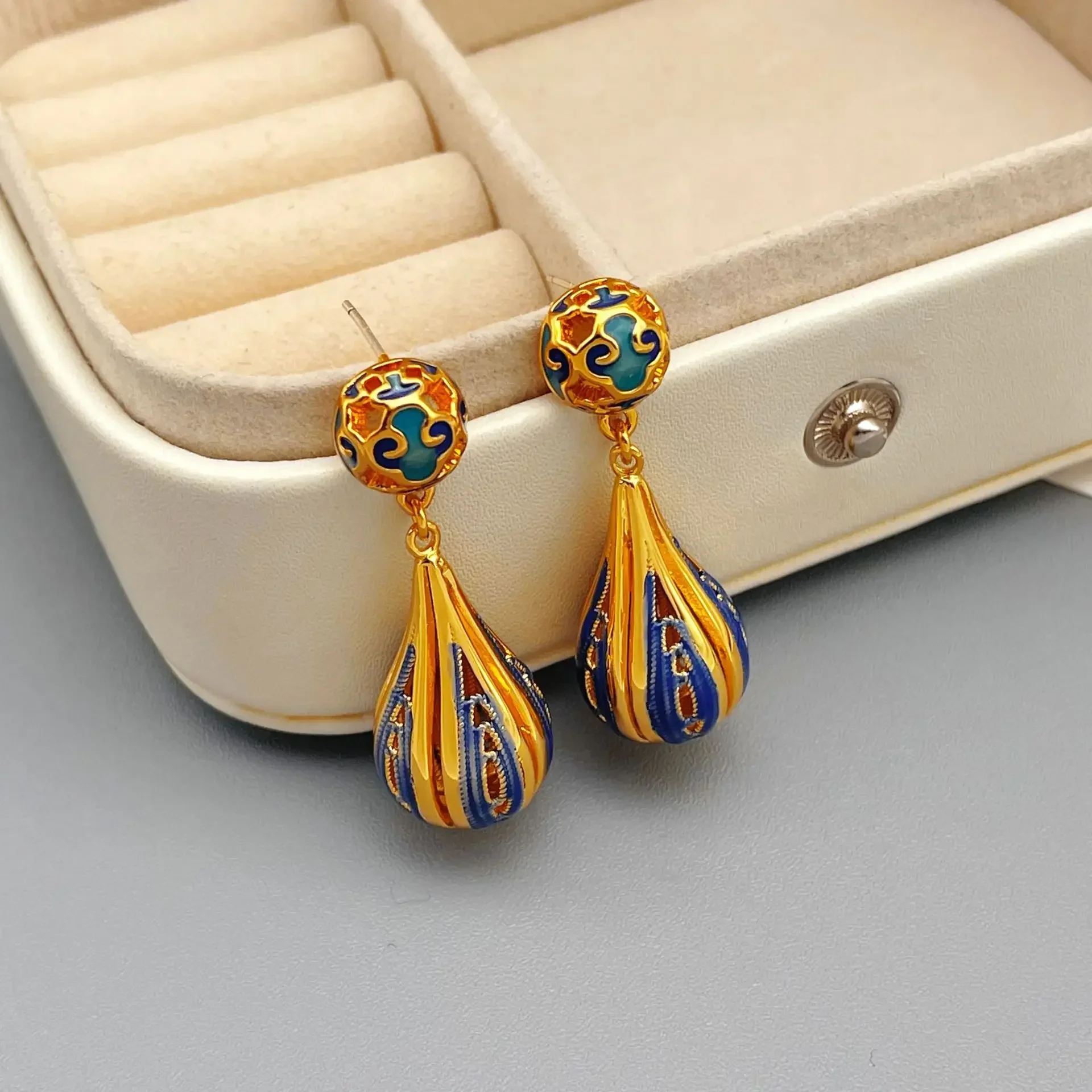 

Trendy water drop enamel Chinese high-end earrings