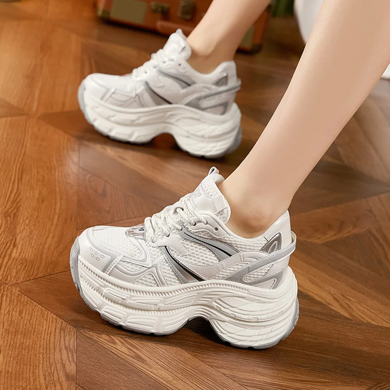 

Женские кроссовки на платформе с индивидуальным дизайном, толстая подошва 10 см, весенняя мода, дышащие повседневные туфли