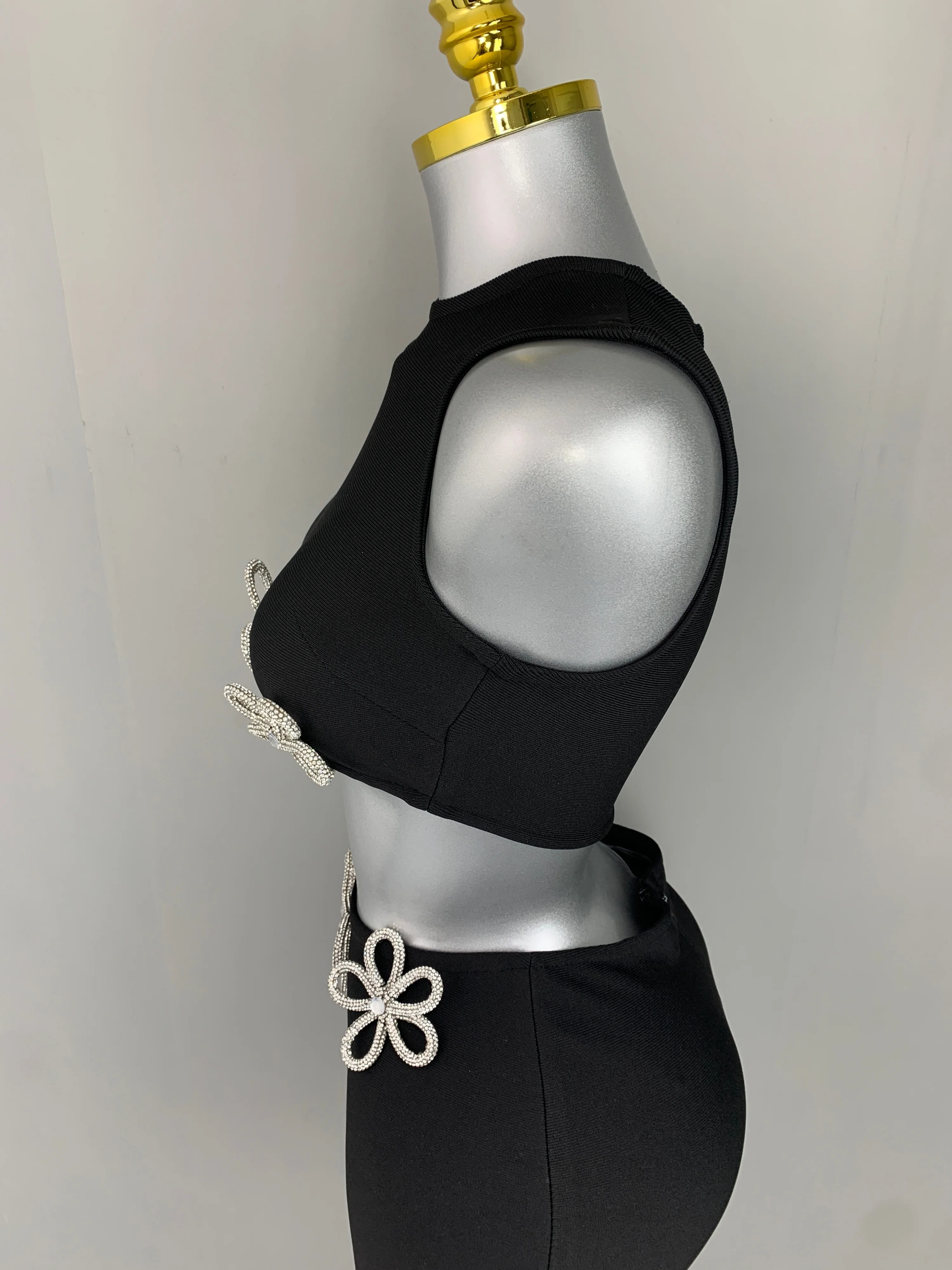 

Women Sexy O Neck Diamonds Flower Black Mini Two Pieces Skirt Bandage Set 2026 Celebrity Designer Fashion Women's Set