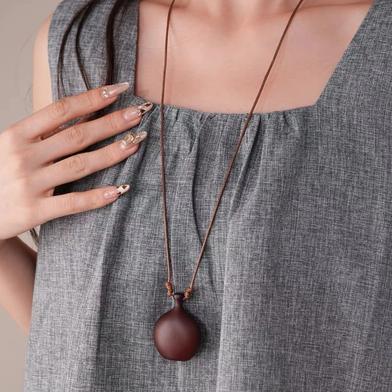 Wooden Calabash Pendants Women's Rope Necklaces Brown Color Long Rope Chain Neck Accessories for Female Bohemian Neck Jewelry