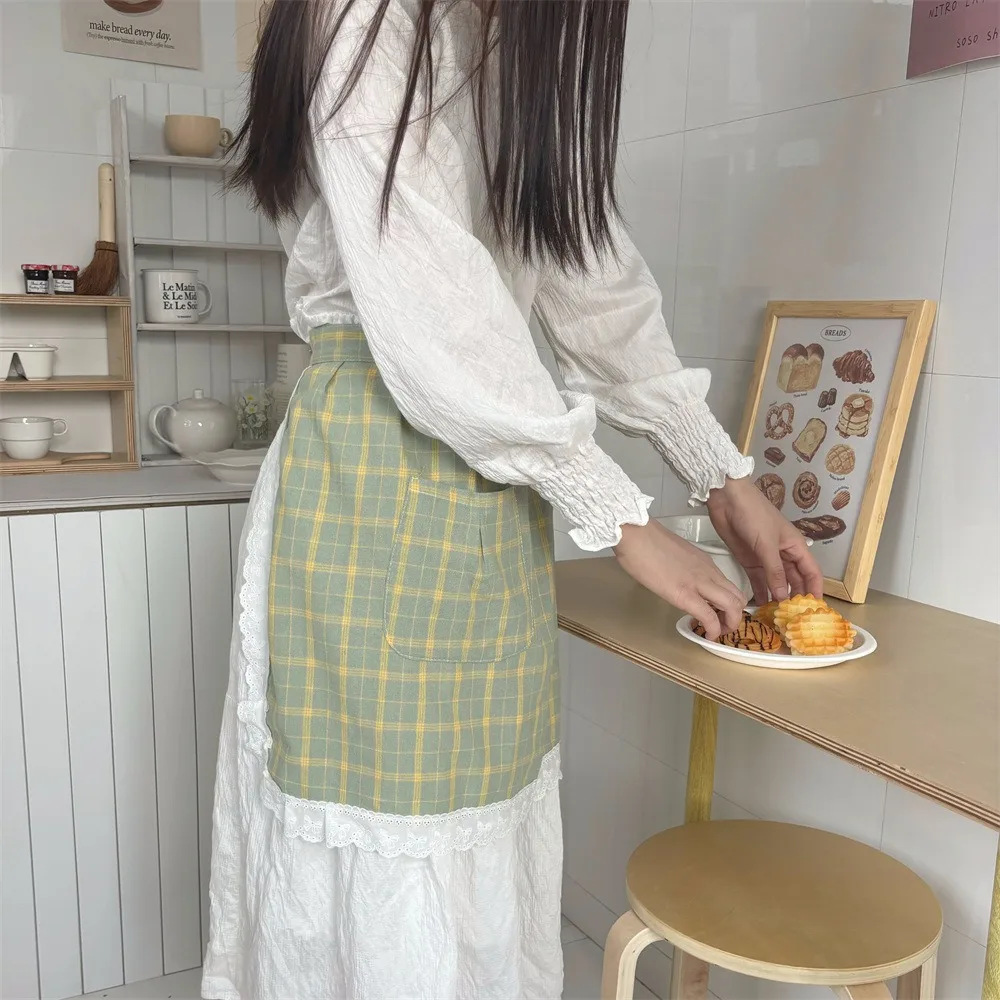 Durable Cotton Plaid Apron Elegant Anti-fouling Cooking Apron with Lace Oil-Proof Half Aprons Gardening