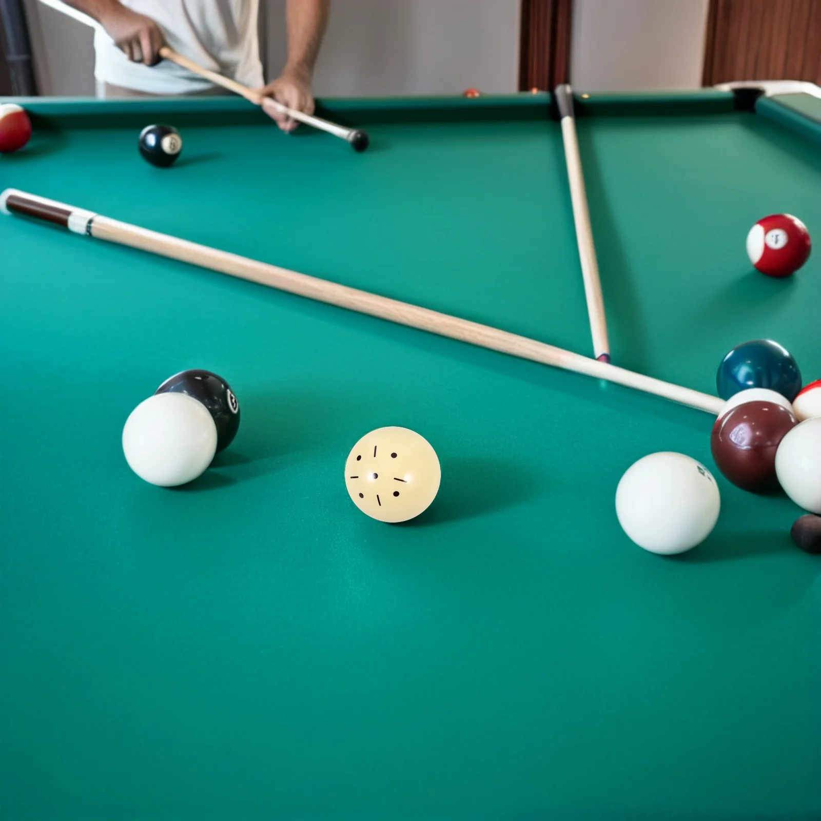 

Durable High Cue Ball for Chinese 8-Ball Billiards Smooth Surface Reliable Feedback Pool Game Accessory