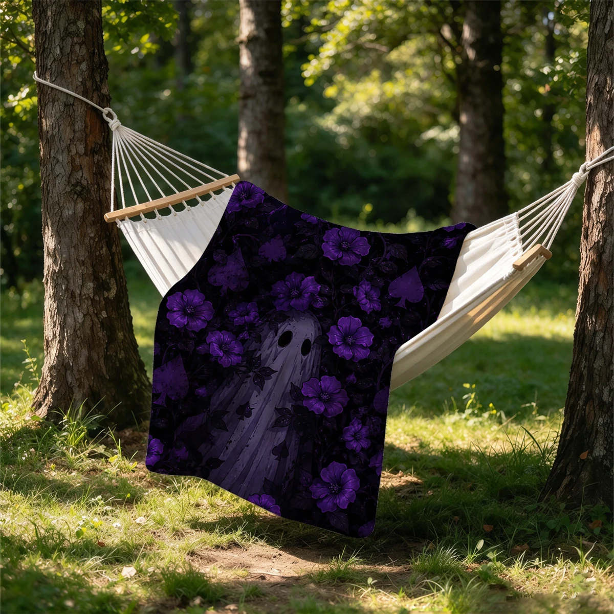 Purple Ghost Flannel Blanket Warm Soft Halloween Christmas Couch Warm Cozy Decorative Decor Gift for All Season