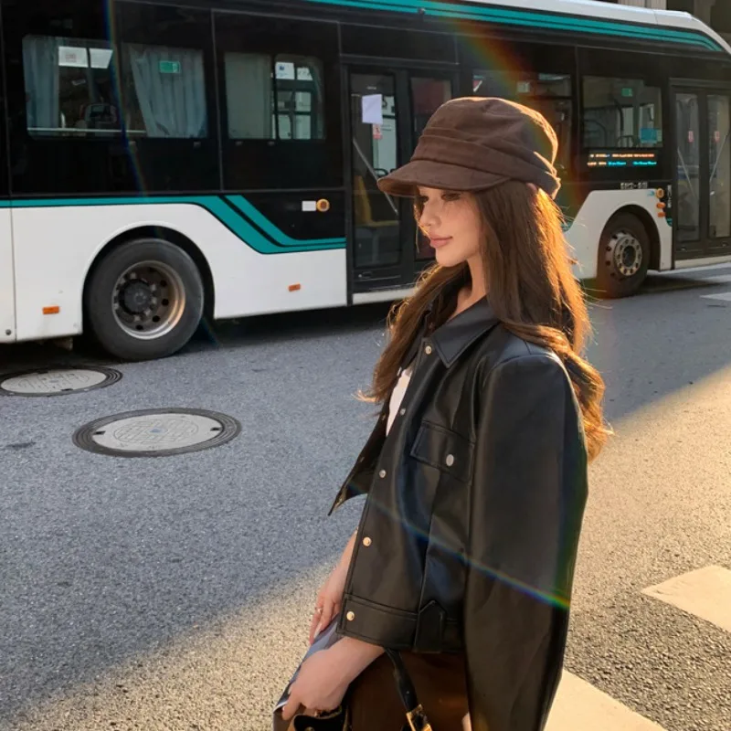 เสื้อโค้ทหนังผู้หญิง Bla Motorcycle Sle ort Jaet รุ่นใหม่ประจำฤดูใบไม้ร่วงปี 2025 สไตล์ Sle ature Heart-Mind แบบคลิปออนระดับไหล่