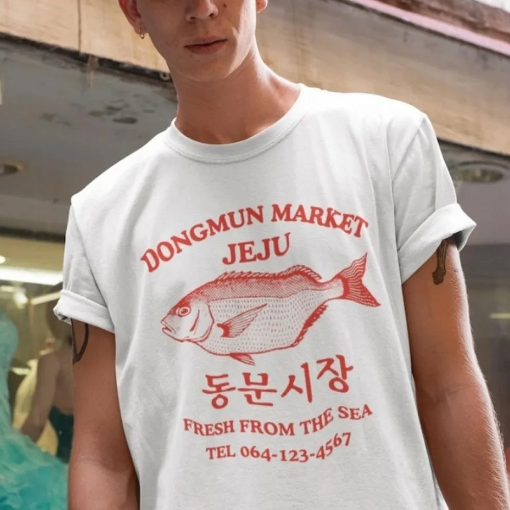 Camisa de la isla de Jeju, camisa del mercado de peces Dongmun, trajes coreanos, moda coreana, Unisex, mujeres, hombres, camisetas del océano de los años 90