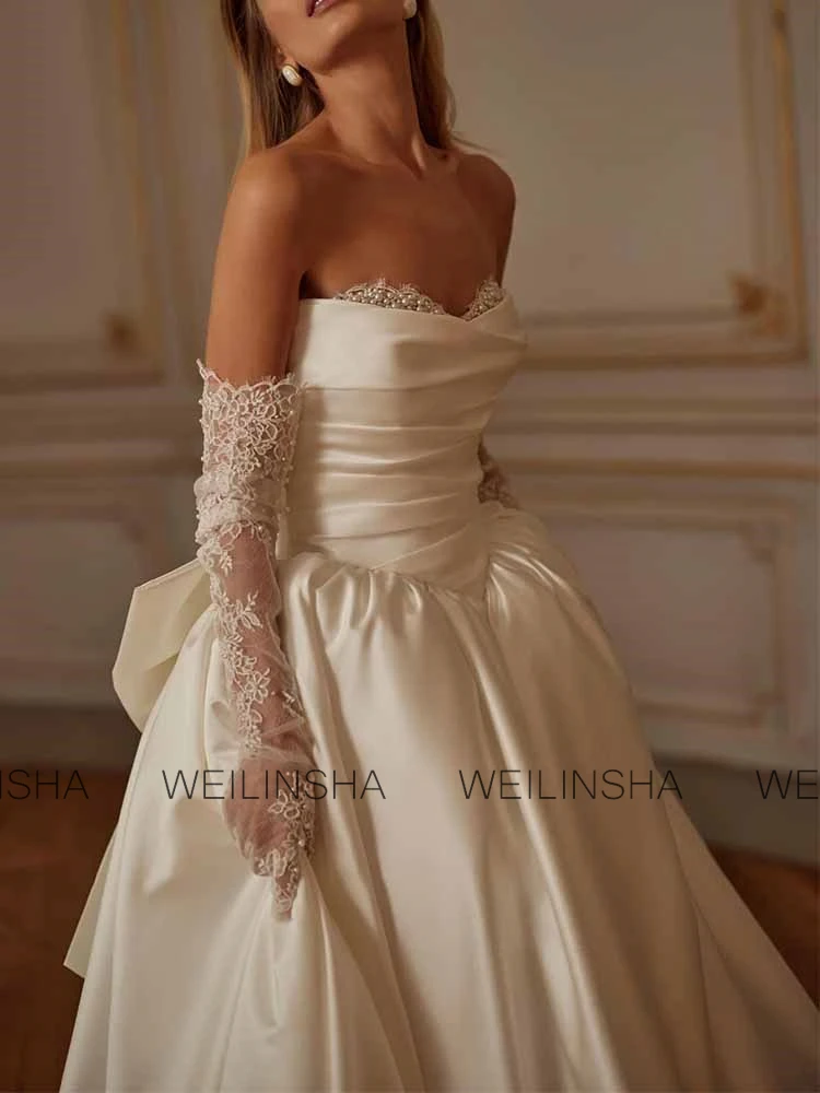 Formele Hal Trouwjurken Satijn A-lijn Bruiloft Jurken Ivoor Off-the-shoulder Kanten Strikjes Ruches Staart Trouwjurken