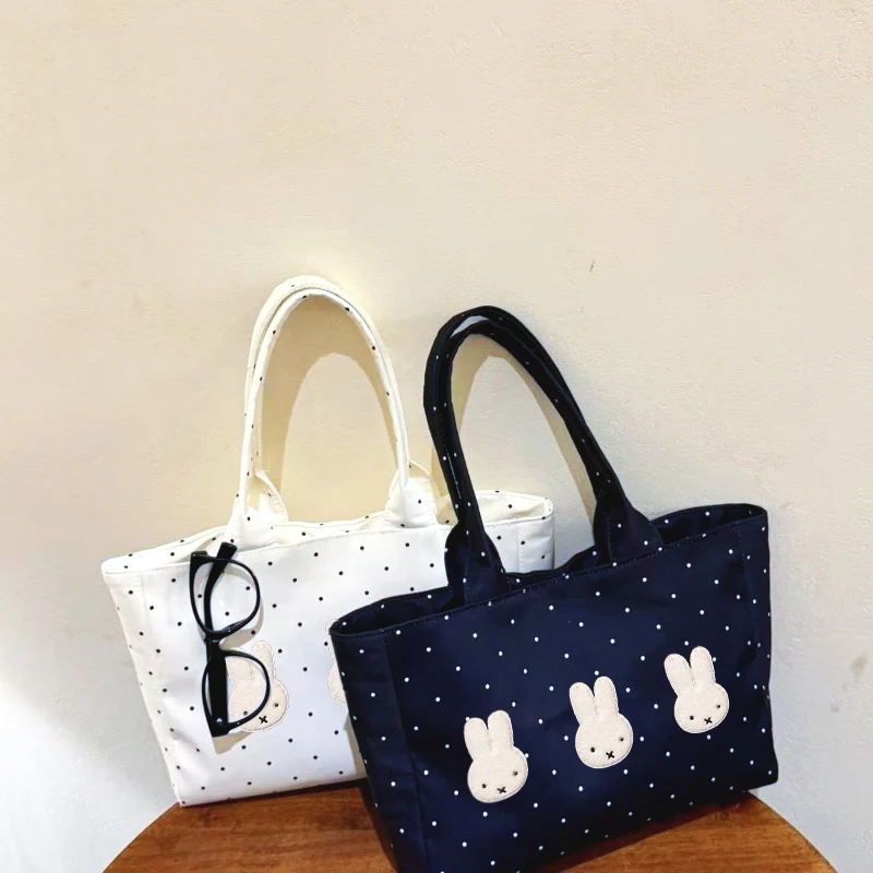 ميفي Kawaii أبيض وأسود البولكا نقطة حمل حقيبة المدمجة ركاب حقيبة يد للنساء والمراهقين لطيف الأرنب 2025 جديد Ins خفيف الوزن