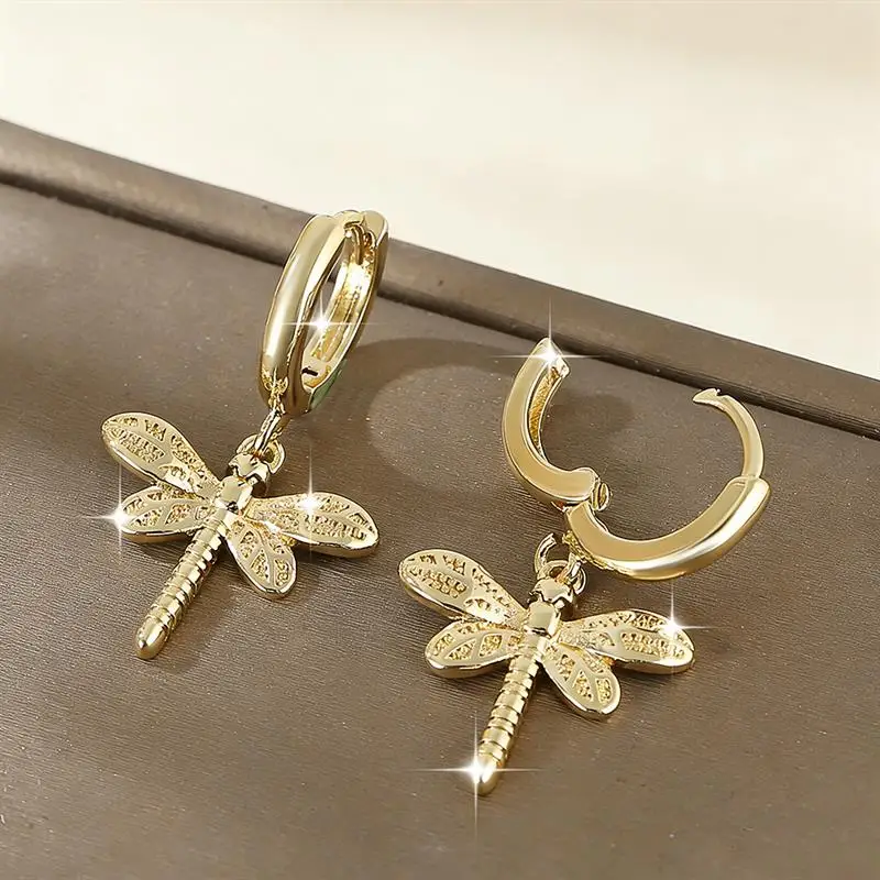 Huitan Women Drop Earrings Dragonfly Shaped Fashion Wedding Party Metal Accessories Special Design Animal Jewelry for Lady Gift
