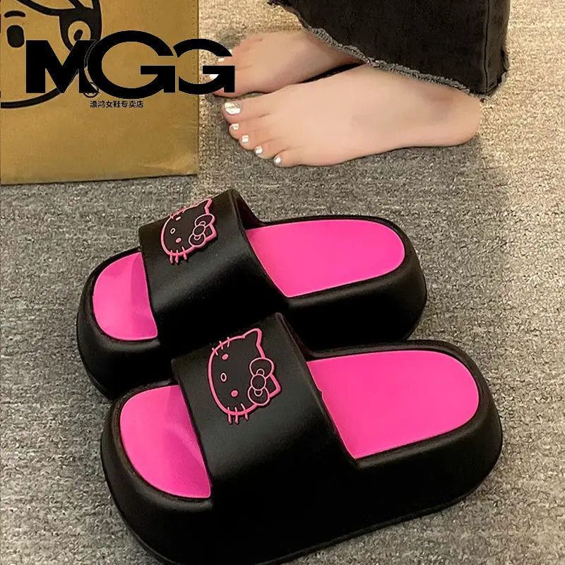 2024 new Sanrio Hello kitty summer slippers Kawaii Cartoon ladies flip flops Anti-slip increase height Comfortable sandals