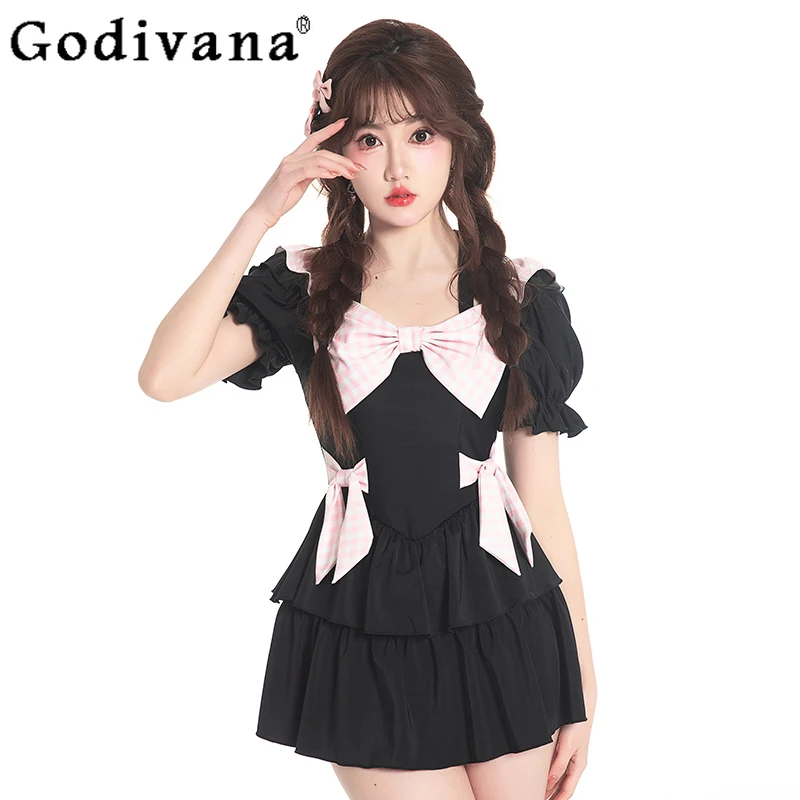 2025 ฤดูร้อนญี่ปุ่นใหม่แม่บ้าน Bow Lace Up O-คอสั้นแขนเสื้อ One-piece ชุดว่ายน้ําหญิงน่ารักหวาน Seaside Party ชุดว่ายน้ํา