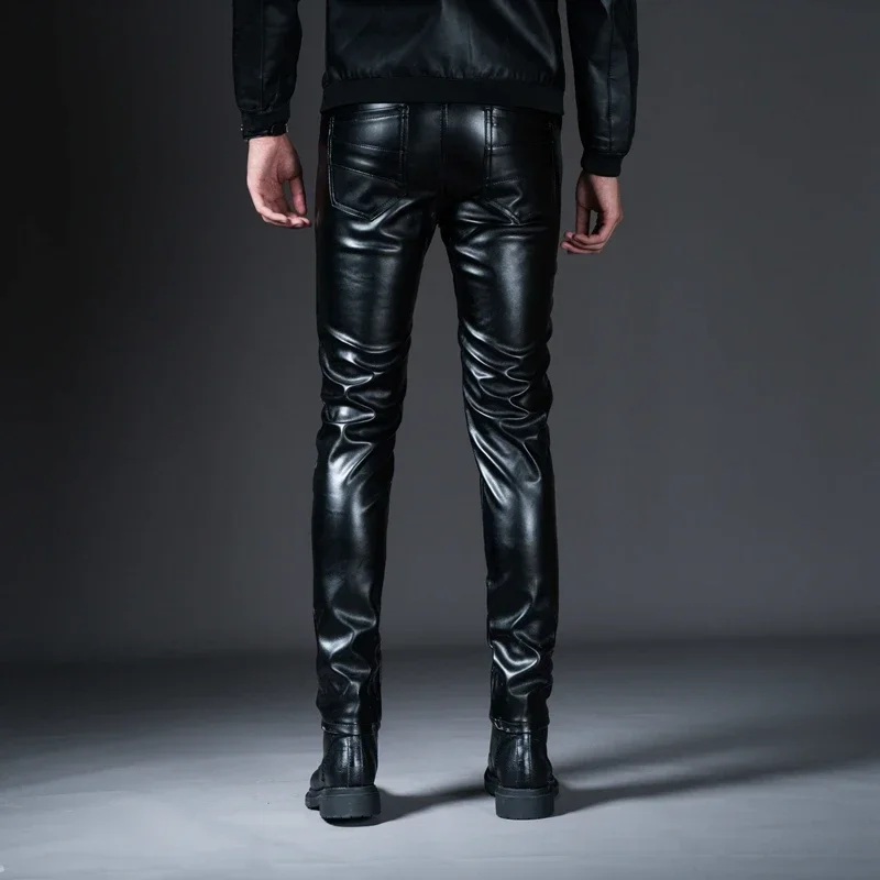 New Winter Mens Skinny Biker Leather Pants Fashion Faux Leather Motorcycle Trousers for Male Stage Club Wear