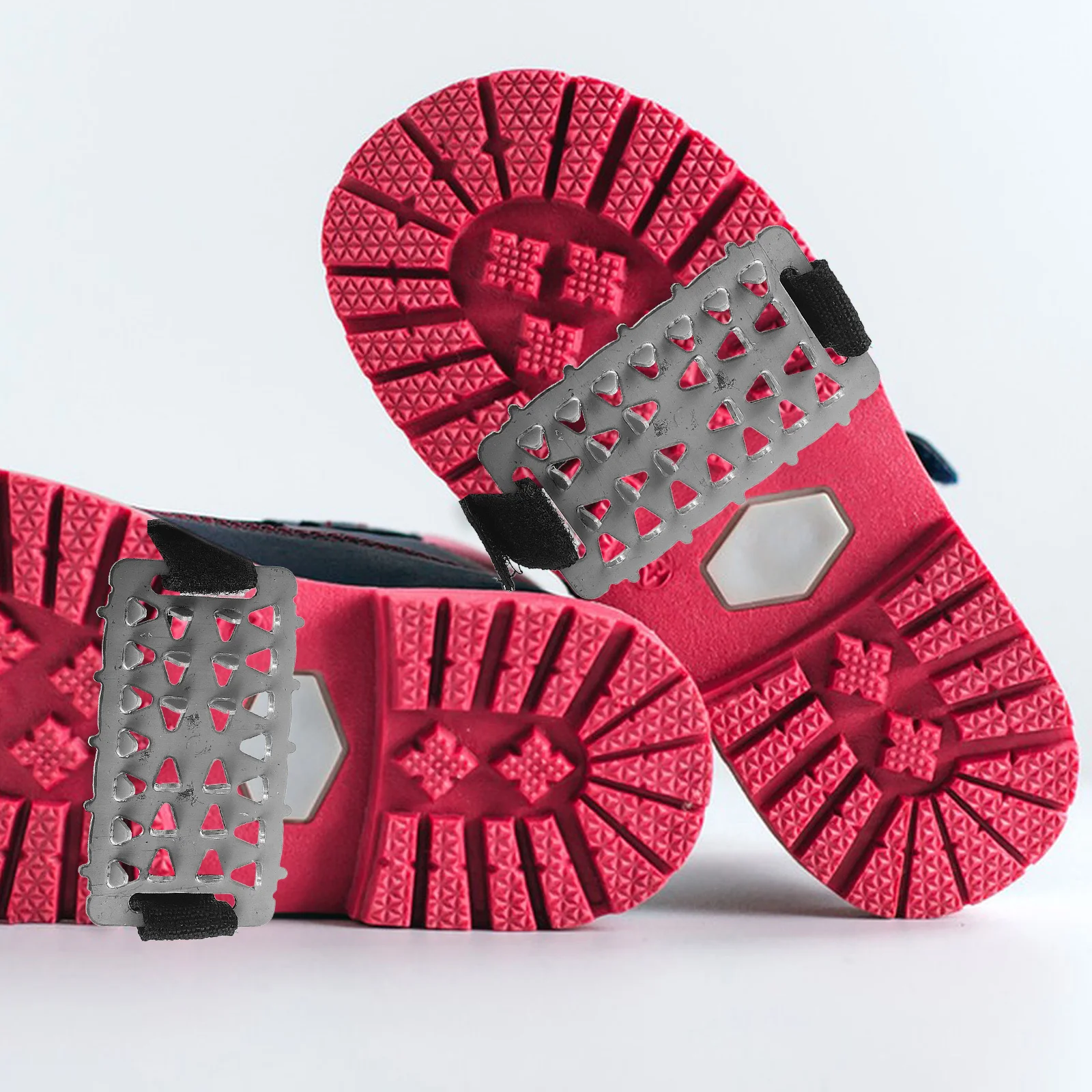 

1 Pair Anti-Slip Ice Snow Grips For Men Women Kids Durable Climbing Crampons Mountaineering Shoe Covers Hiking Jogging Fishing