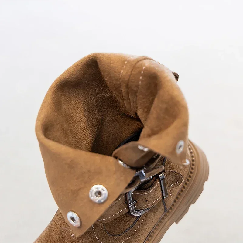 2026 Herbst Neuer Stil Mädchen Retro Western Denim Stiefeletten mit Doppelreihenknöpfen Rutschfeste Cowboy-Stiefel Outdoor-Stil Lange Stiefel – Detail 11