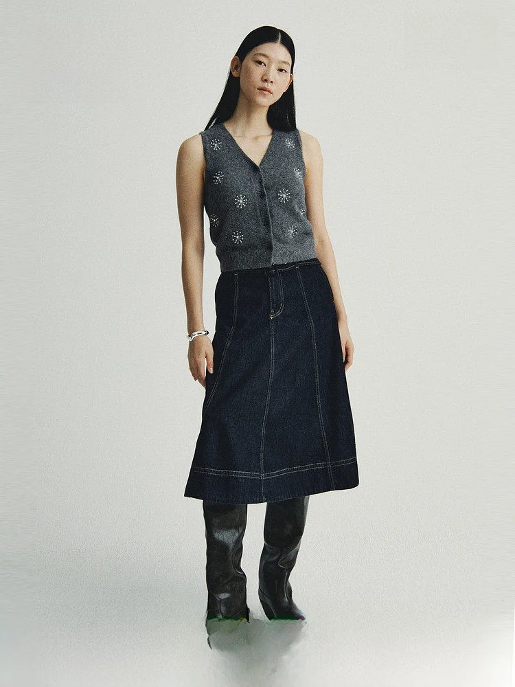 

Spring Women's Embroidered Vest Casual Sle Comfortable Fit Wool Blend Polyester Nylon Spandex Blend Knitted Sweater