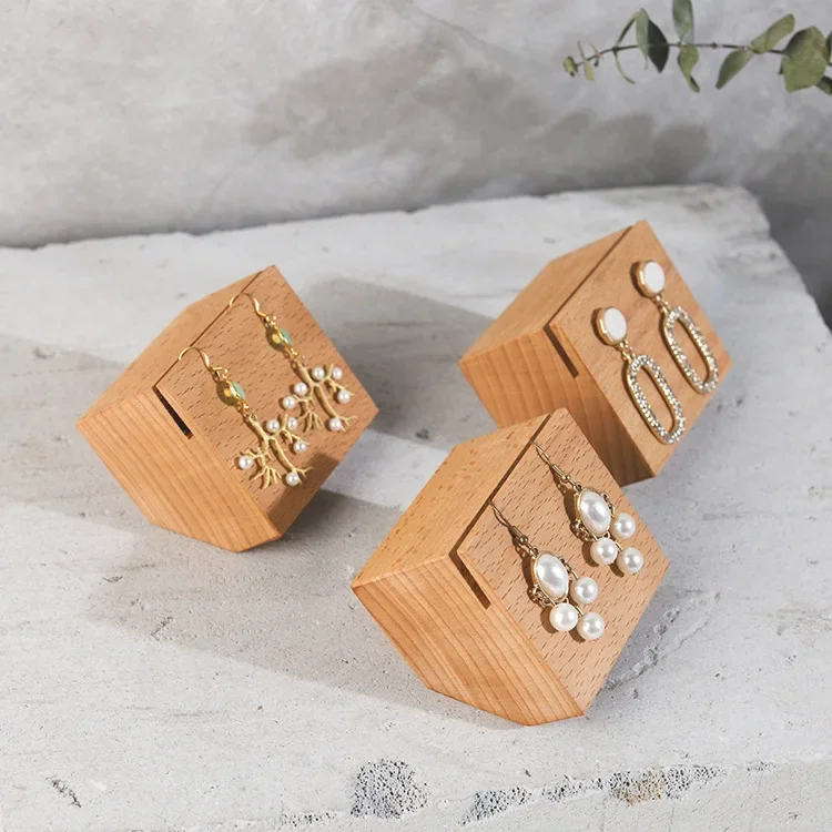 Simple Solid Wood Earrings Display Beech Jewelry Rack Earrings Shooting Props Natural Color 2pcs
