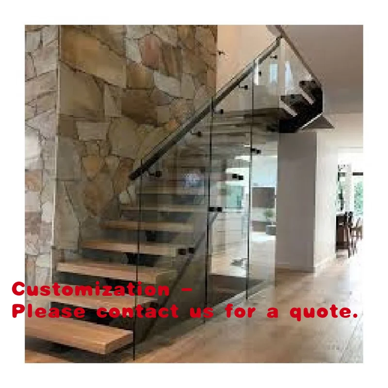 

Индивидуальная монолитная лестница с деревянными ступенями и перилами из нержавеющей стали. Дизайн перил.