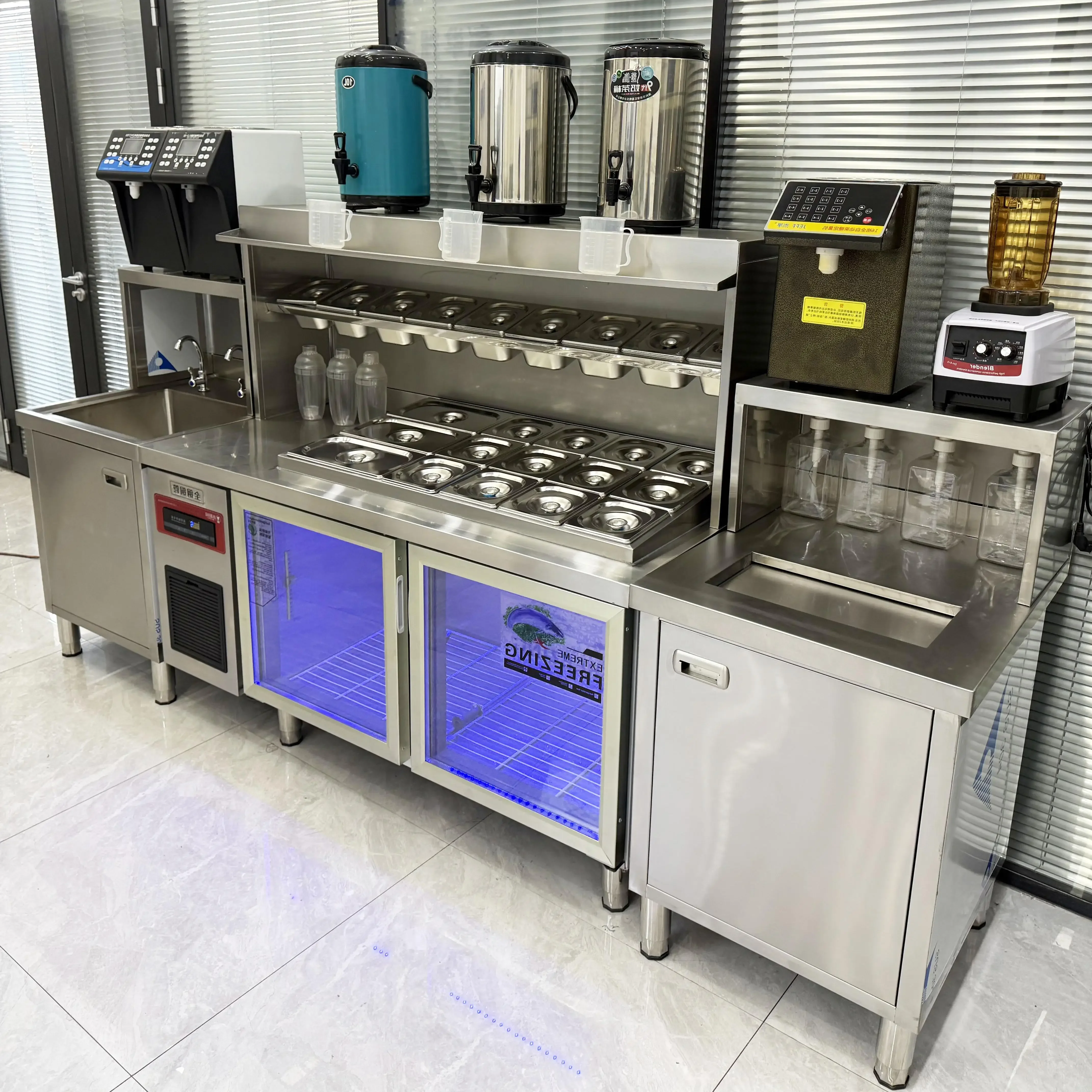 

Water bar commercial milk tea shop equipment full set of refrigerated operation table coffee salad slotting beverage