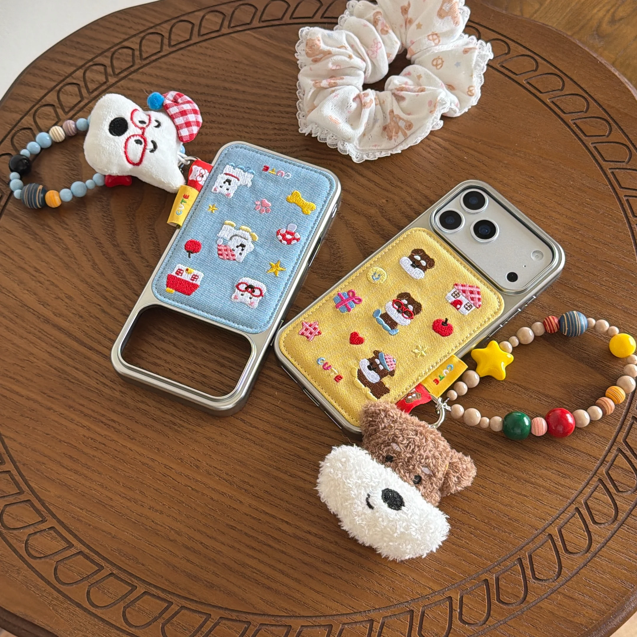 

Vintage Denim Embroidered Puppy Phone Case For iPhone 17 16 15 14 Pro Max Cute Plush Beaded Lanyard Protective Cover for Women