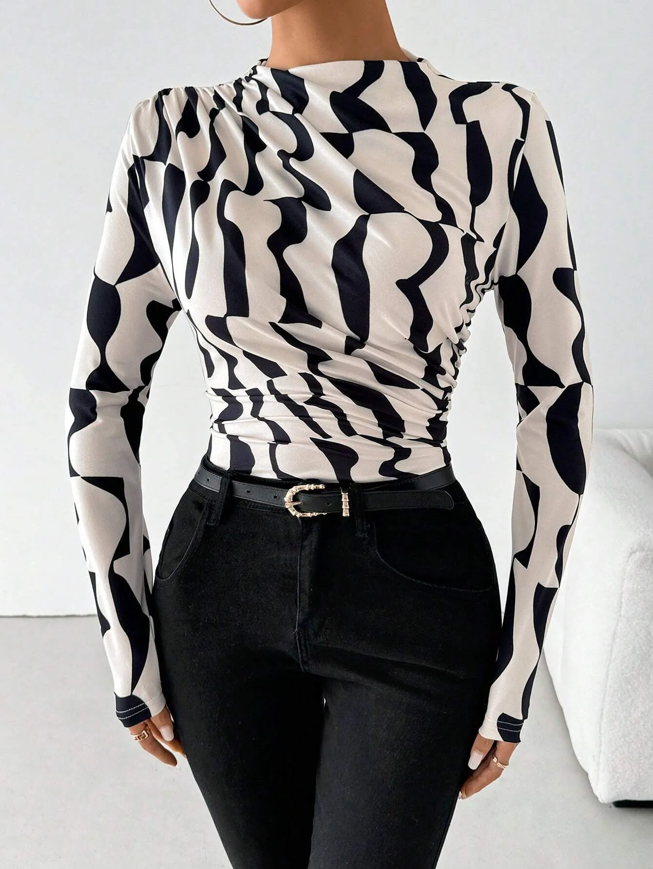 

New,Spring,European,Clothes,Draped,T-Shirt,Women,Chic,Sexy,Stand,Print,Tops,Long Sleeve,Bottoming Shirt,Long Sleeve,Tees,57032